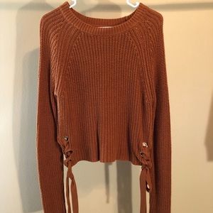 GUESS sweater